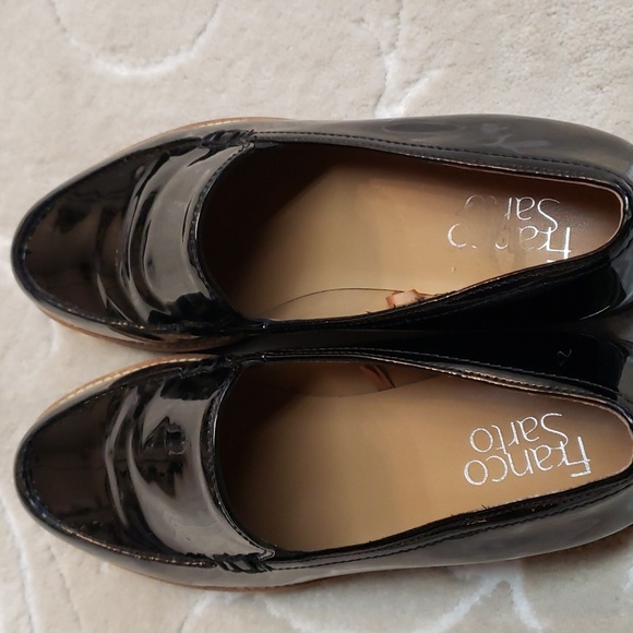 Franco Sarto Cypress Shiny Black Patent Loafers Tread Sole Size 7.5 - Picture 11 of 11